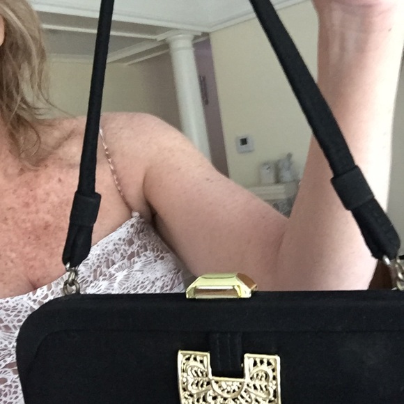 Pretty VINTAGE BLACK FABRIC Wedding/evening bag - Picture 6 of 10